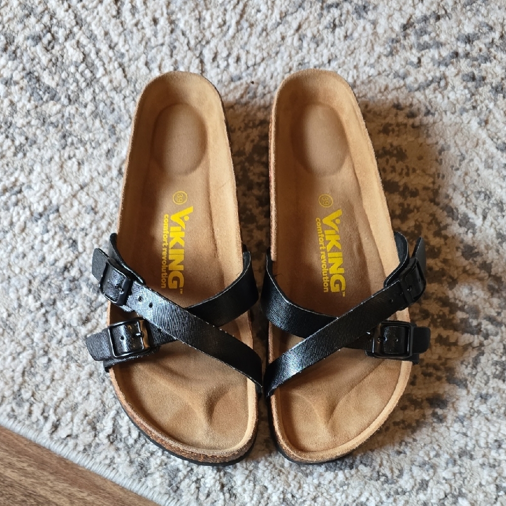 Viking Black Leather Crossover Buckle Sandals for Women